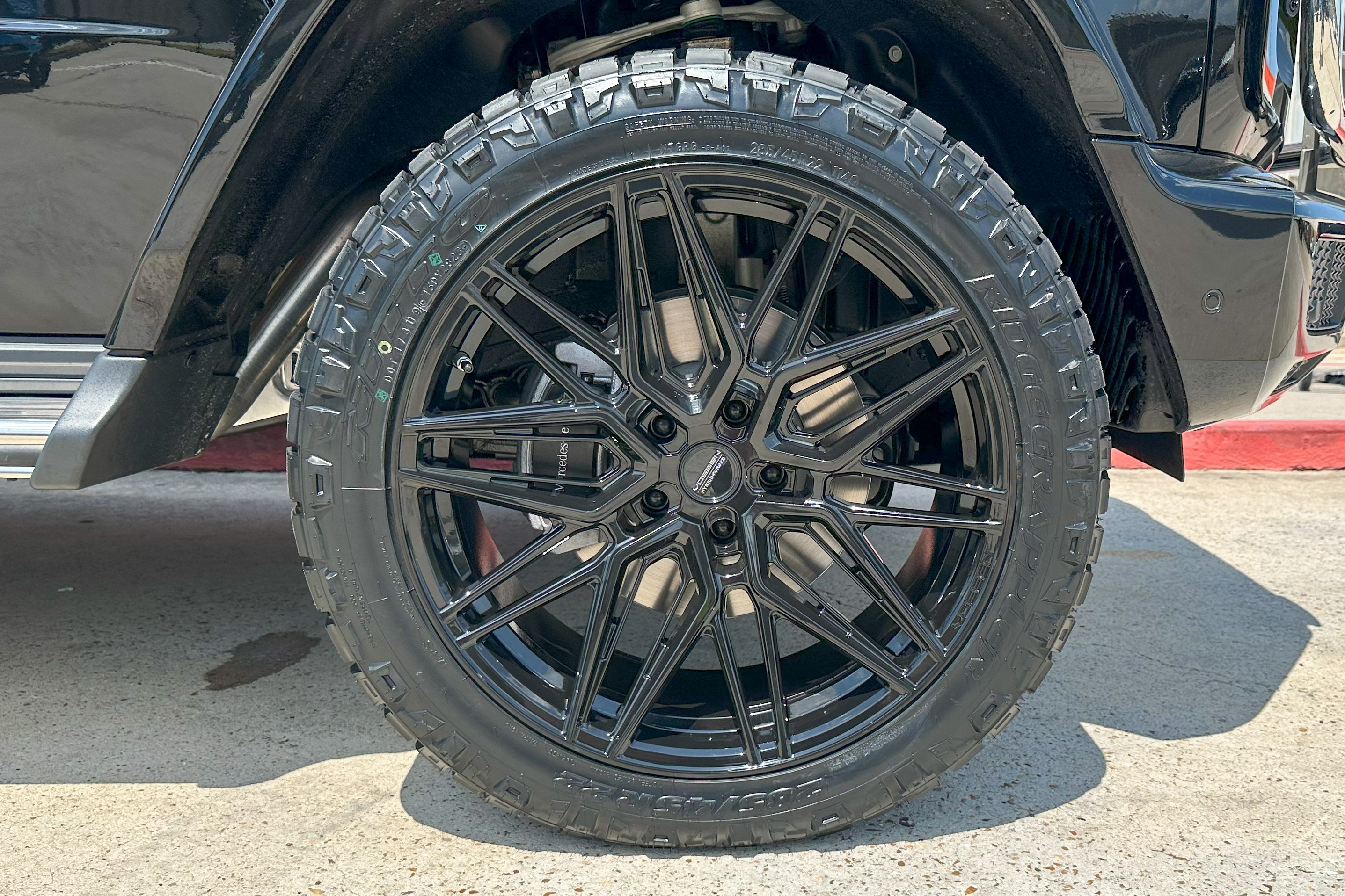 Black 2023 Mercedes G550 G-Wagon